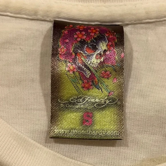 ED HARDY “DRAGON DAGGER” GRAPHIC TEE - SIZE SMALL - VINTAGE - GOOD CONDITION - Picture 3 of 3